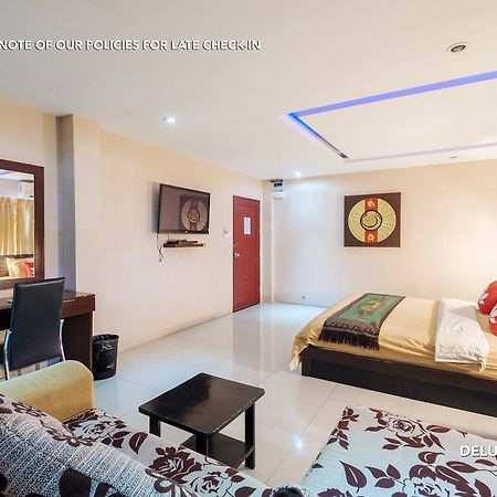 Zen Rooms Lk Metro Pattaya Eksteriør billede