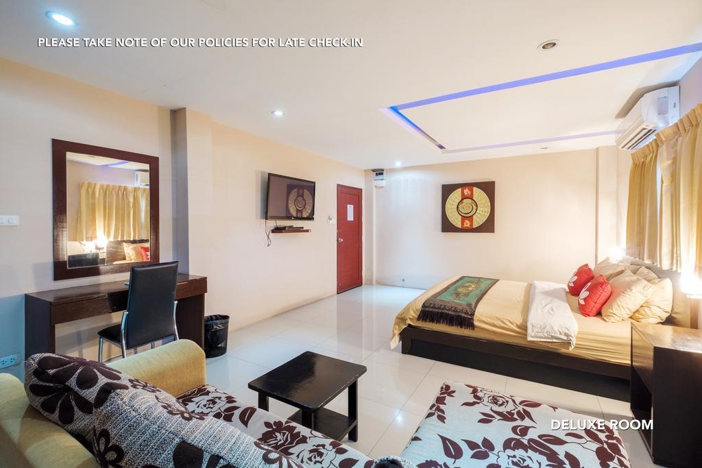 Zen Rooms Lk Metro Pattaya Eksteriør billede